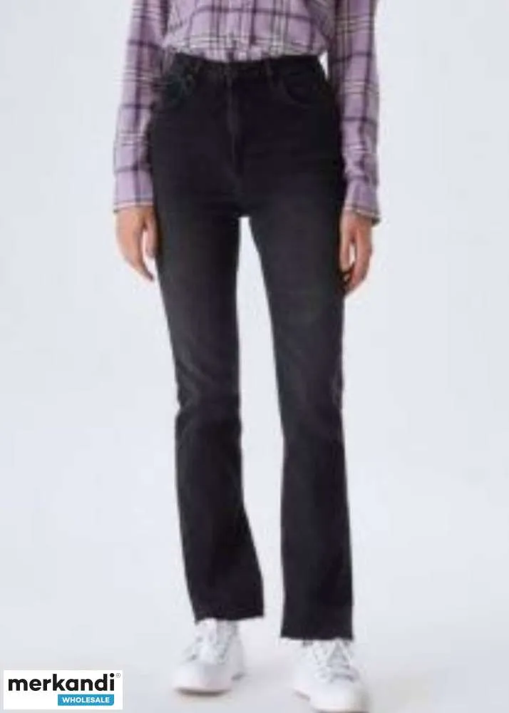 10,50 € por Pieza LTB Jeans, Stock Restante, Stock Restante Ropa al por mayor