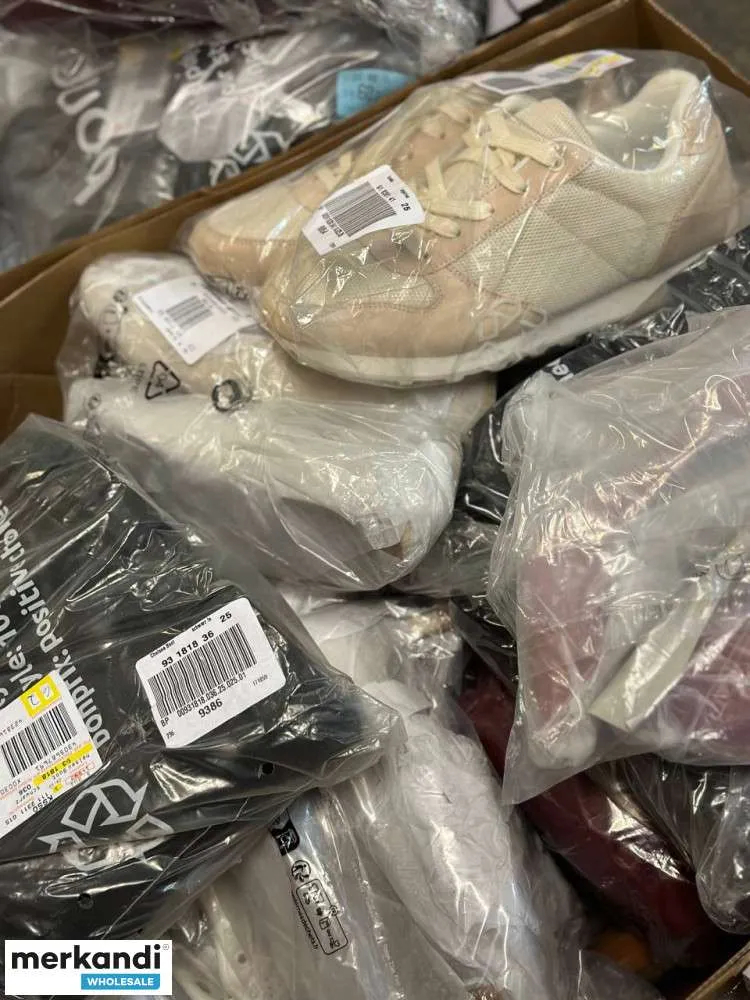 4 € por par en un conjunto de zapatos con una variedad de modelos y tallas, zapatos de mujer, zapatos de hombre, incluida la caj