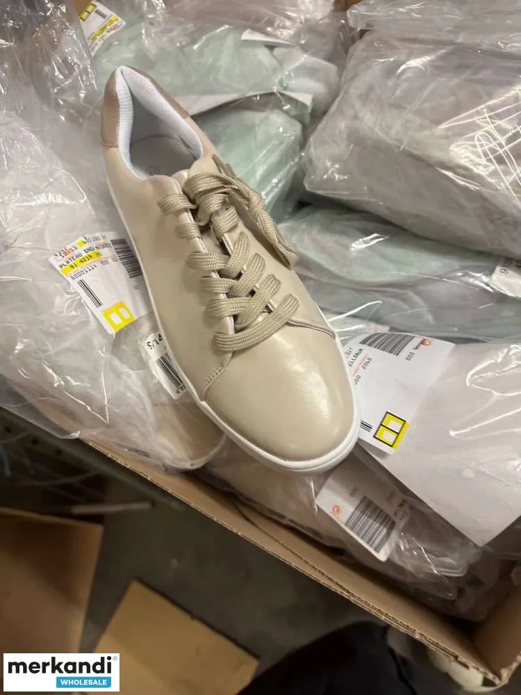 4 € por par en un conjunto de zapatos con variedad de modelos y tallas, gama de existencias restantes, zapatos de mujer, incluid