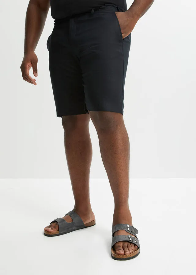 Bermuda tipo chino Negro