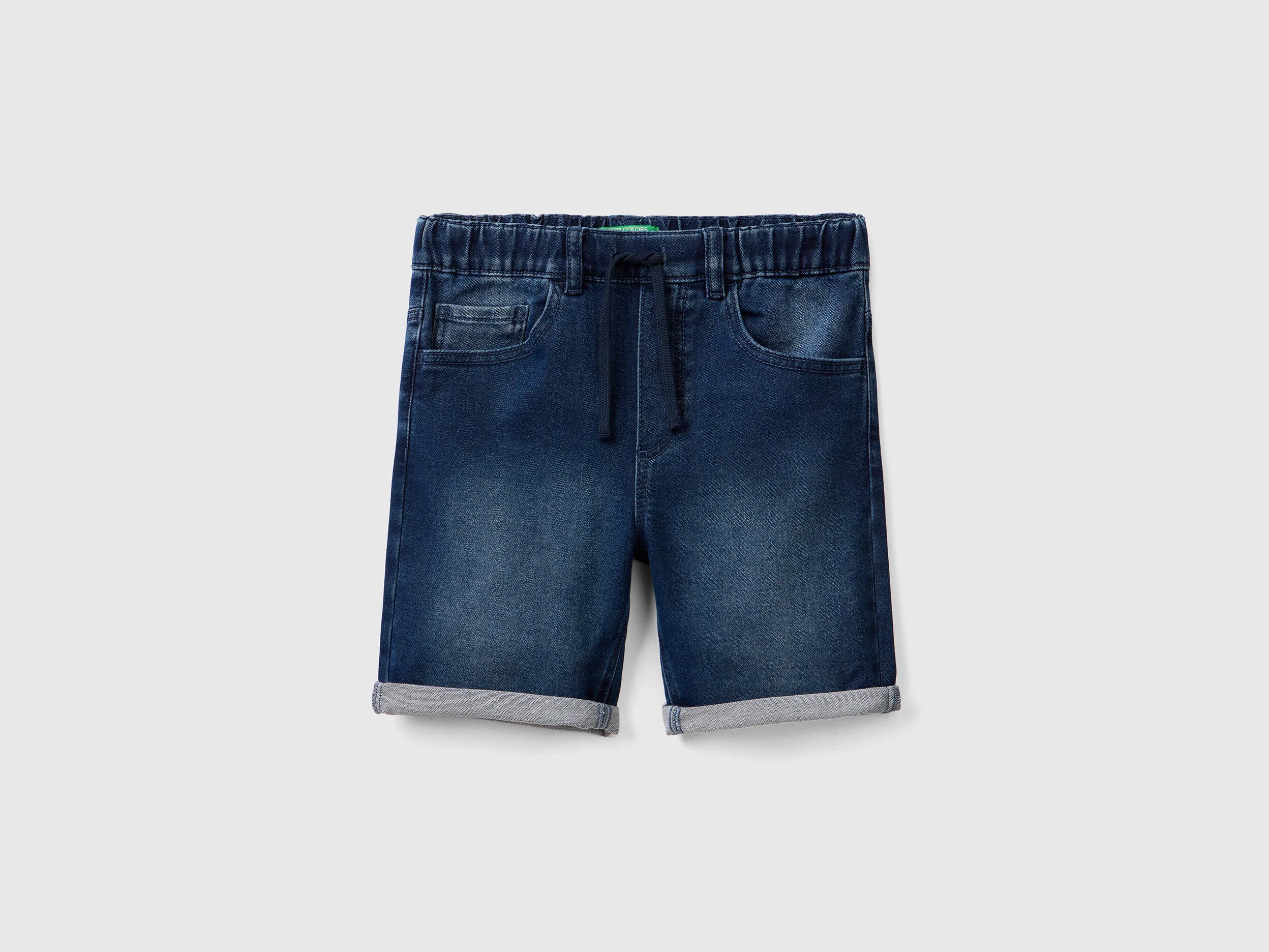 Bermudas en denim elástico