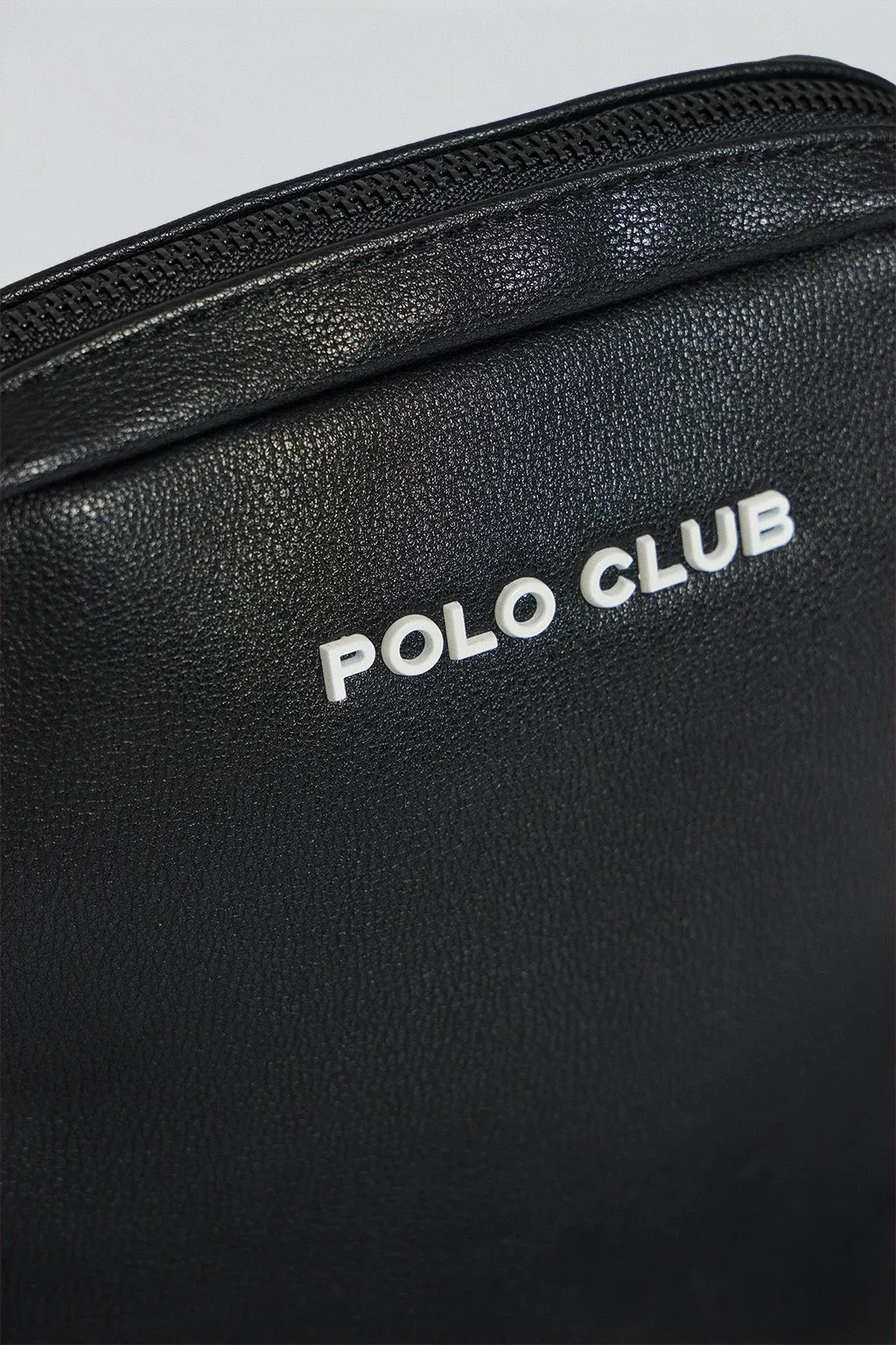 Bolso bandolera negra Radley con detalles Polo Club