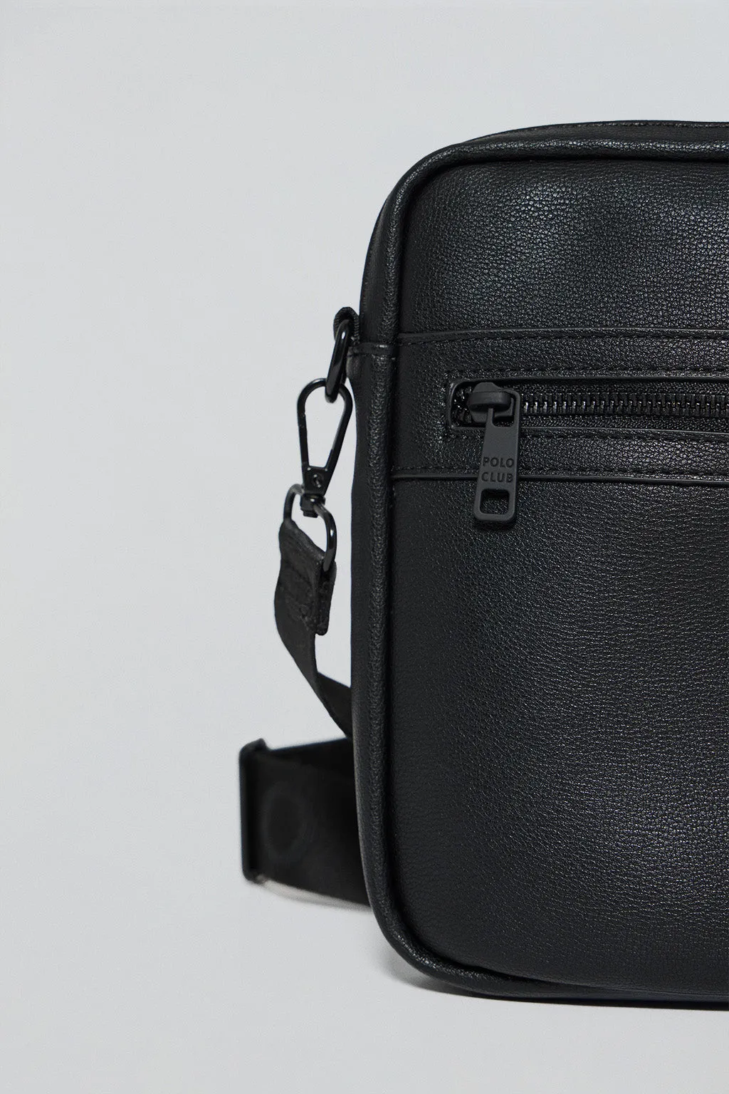 Bolso bandolera negra Radley con detalles Polo Club