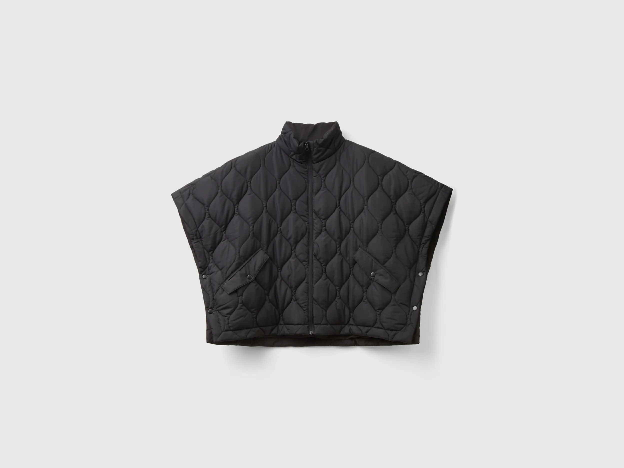 Capa acolchada con relleno ligero