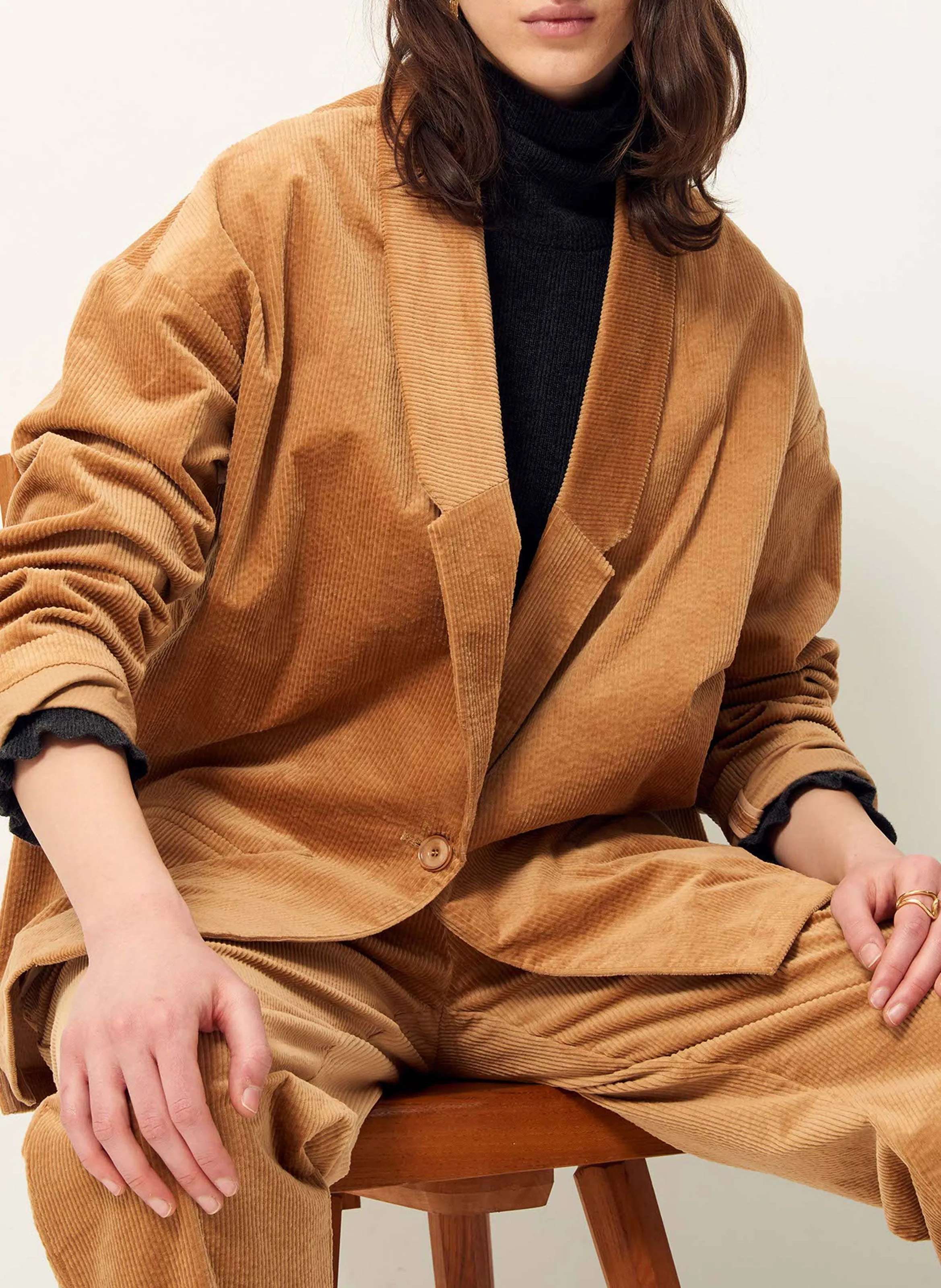 Chaqueta de mezcla de lana a rayas en beige