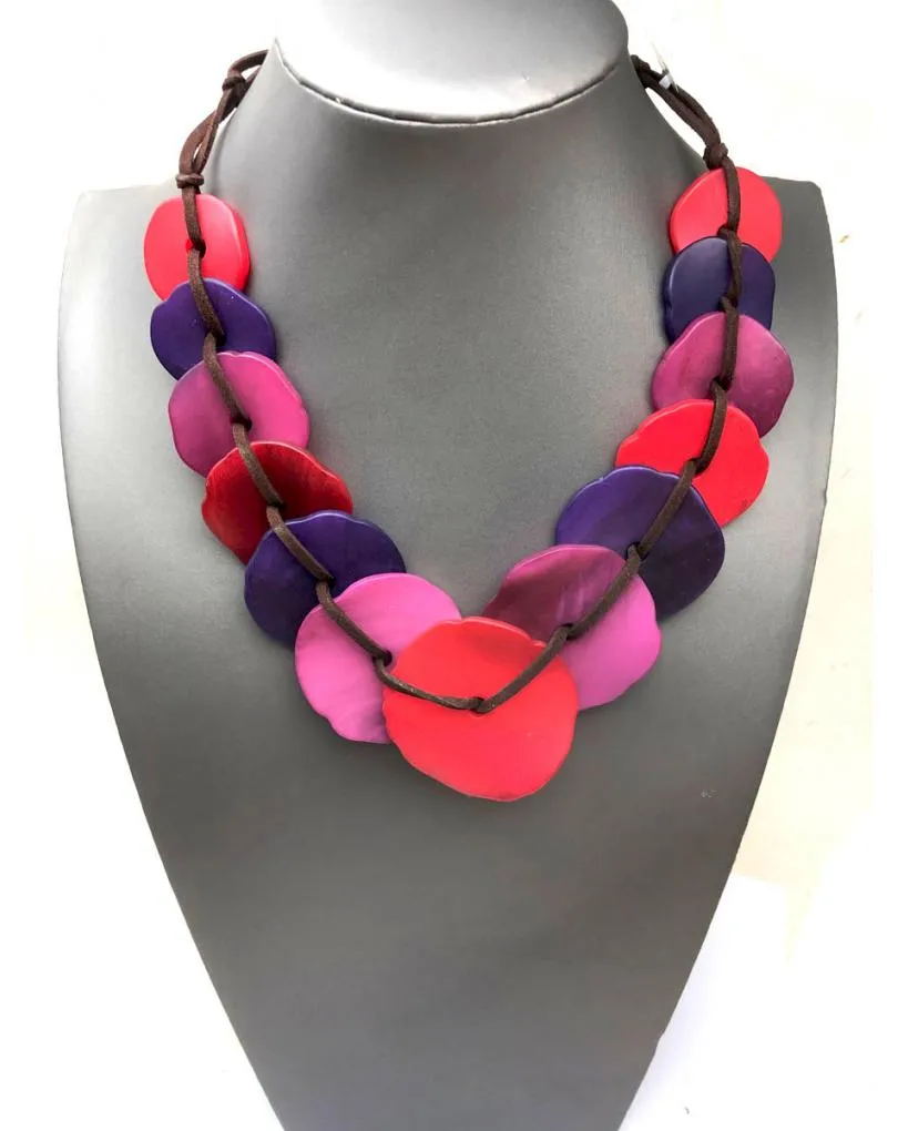 COLLARES ORIGINALES ROJOS MORADOS Y FUCSIAS HECHOS A MANO