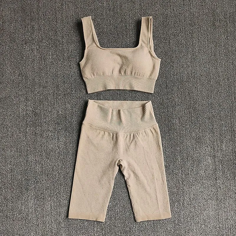 Conjunto de yoga para mujeres sin costuras Sujetador deportivo Pantalones cortos deportivos Traje de desgaste de fitness Gimnasi