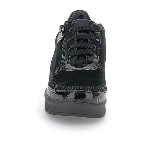 CREAM 47 VELOUR/S. PATENT