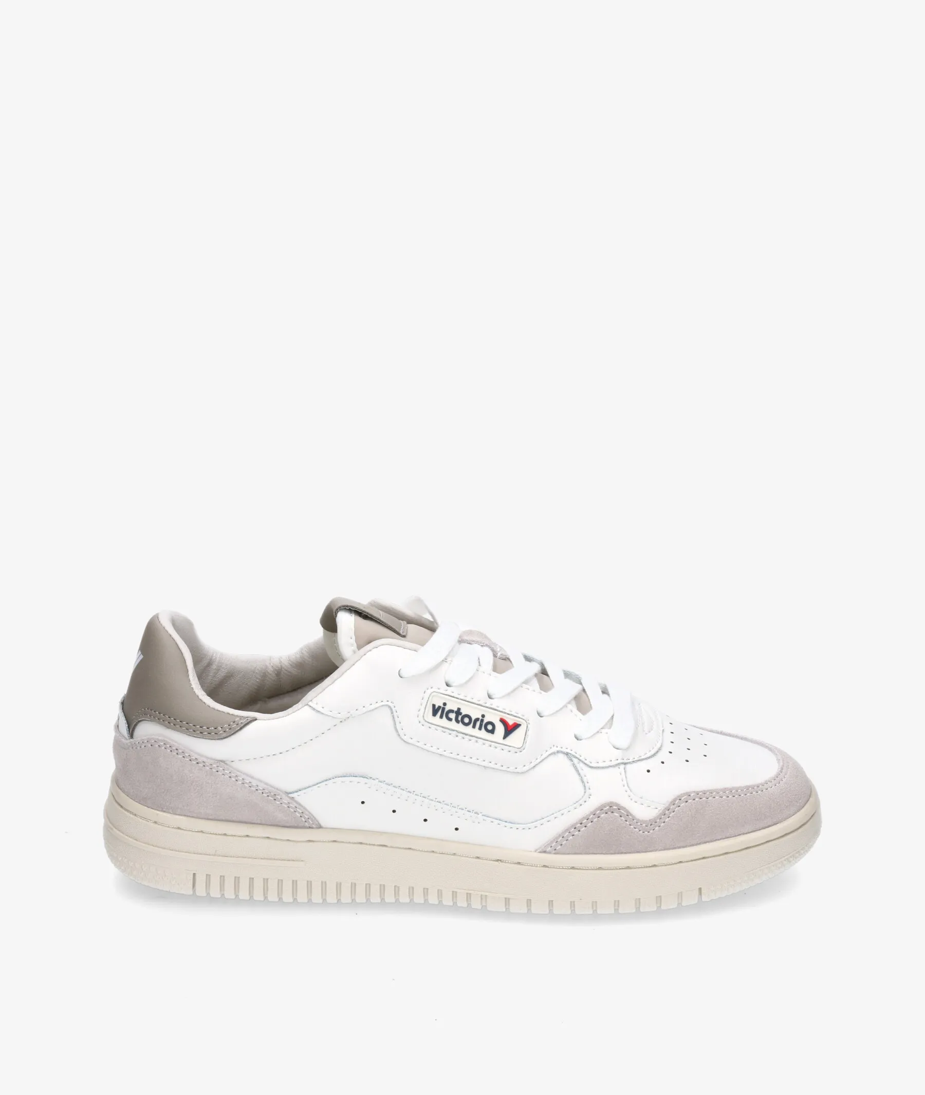 Deportivos Victoria  8800104 en blanco