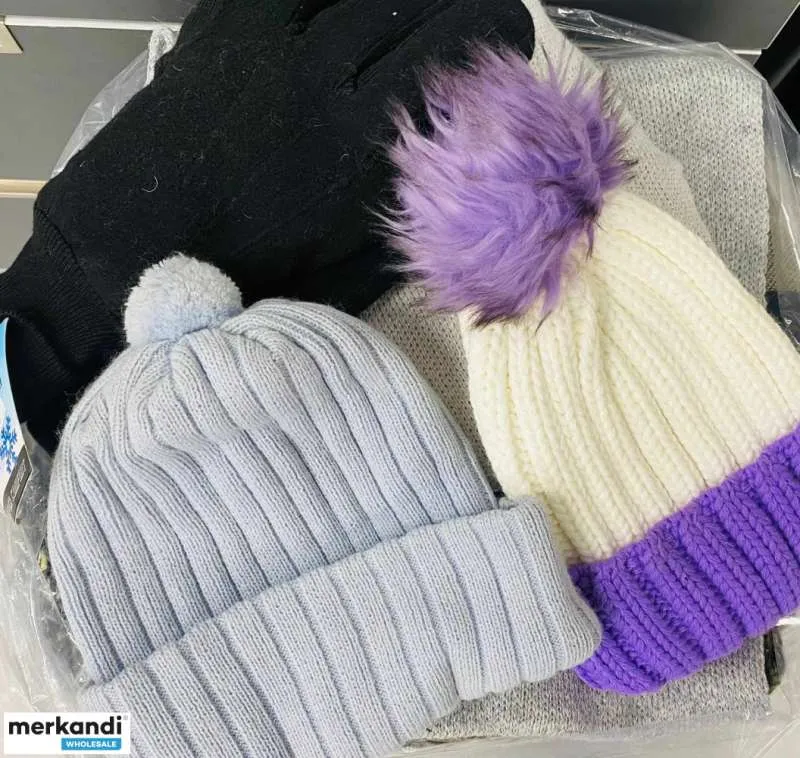 Gorros, bufandas, redecillas, guantes, mezcla de modelos y diseños a la venta!