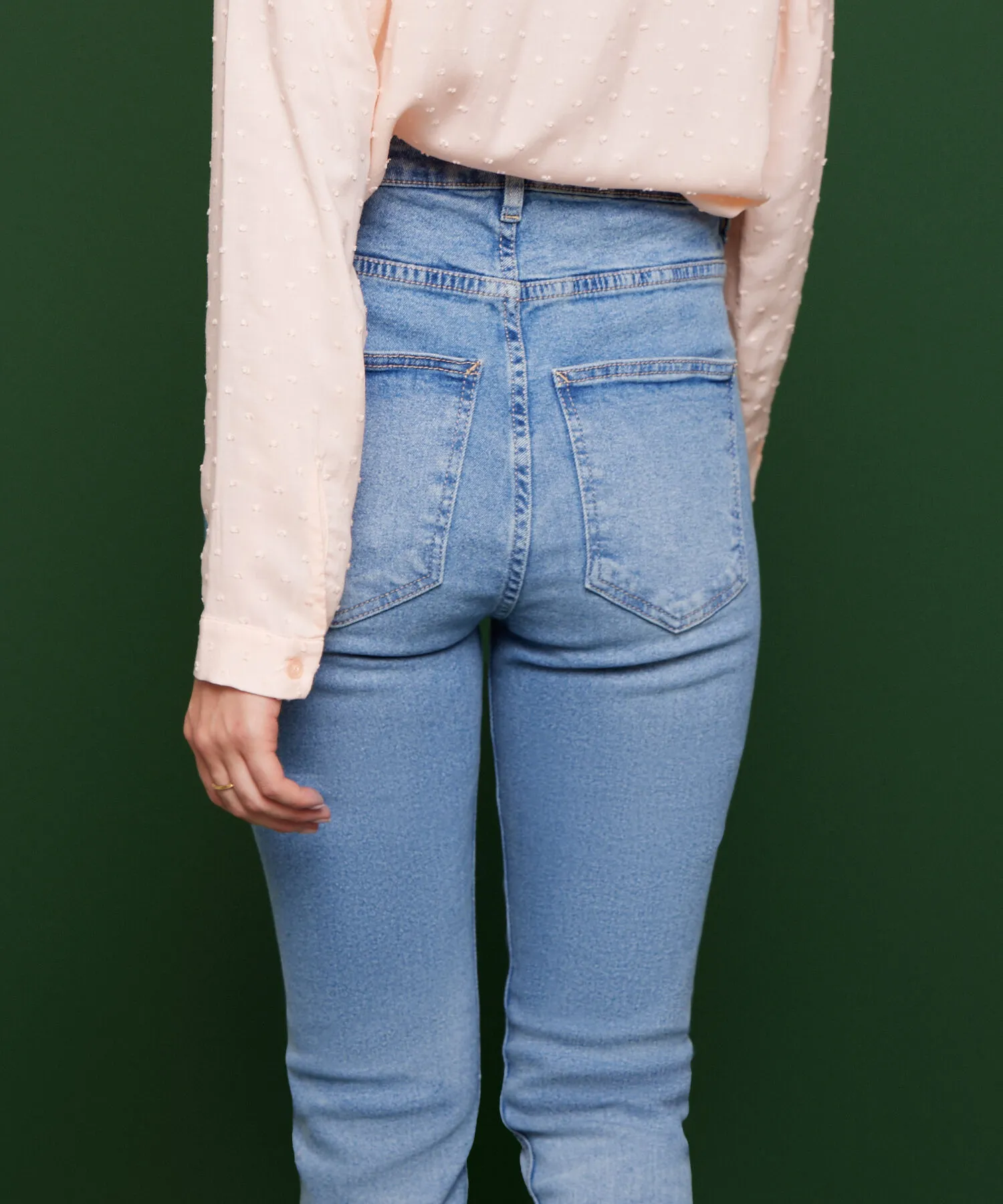 JEAN SKINNY TONO CLARO