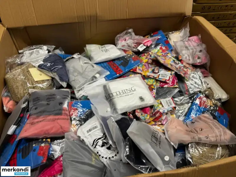 MEZCLA DE PALETA EXCESO DE ROPA DE AMAZON MEZCLA UNA ESPECIFICACIÓN PARA CADA PALETA E16152