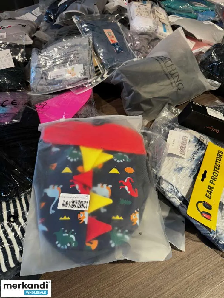 MEZCLA DE PALETA EXCESO DE ROPA DE AMAZON MEZCLA UNA ESPECIFICACIÓN PARA CADA PALETA F00413