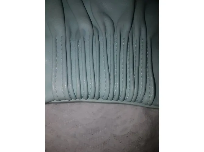 Miu Miu Bolsos de mano Azul 