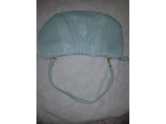 Miu Miu Bolsos de mano Azul 