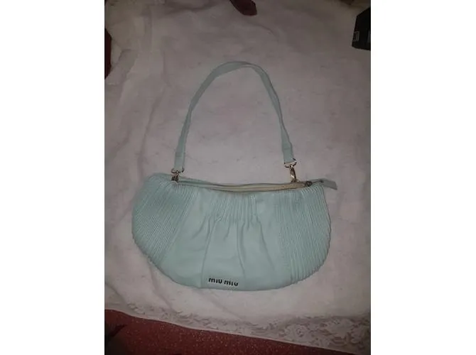 Miu Miu Bolsos de mano Azul 