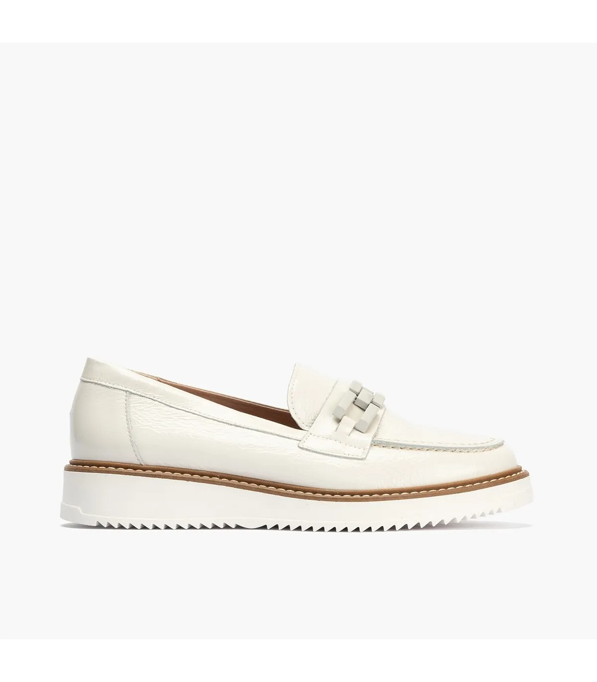 Mocasines de mujer con plataforma en piel charol con adorno
