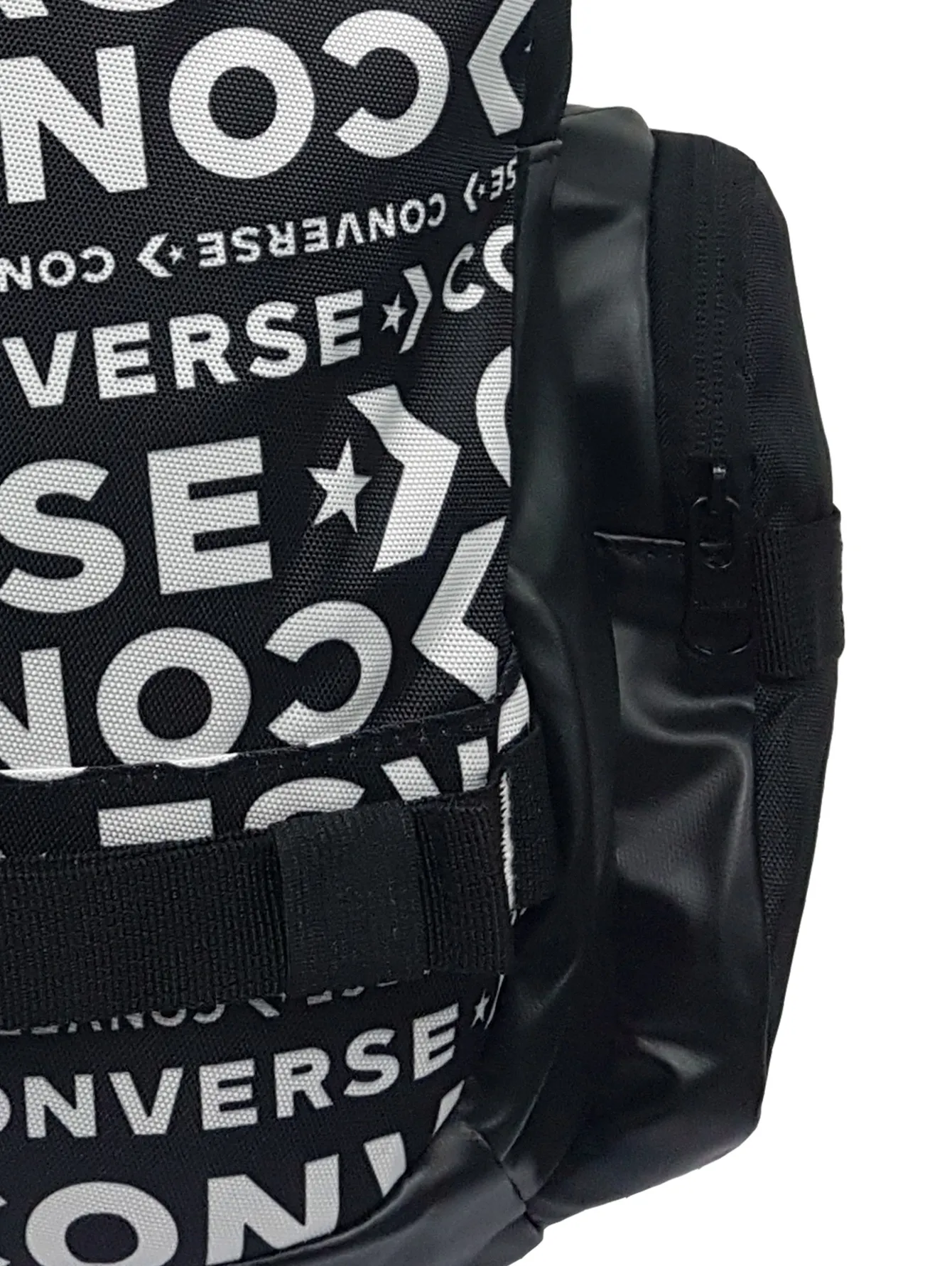 Mochila Converse 19ub1 Color Negro