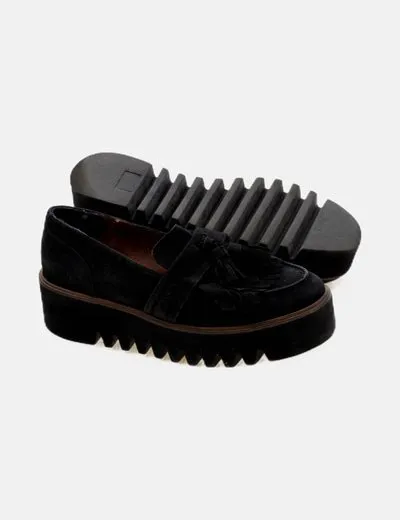 NoName Mocasín negro flecos plataforma