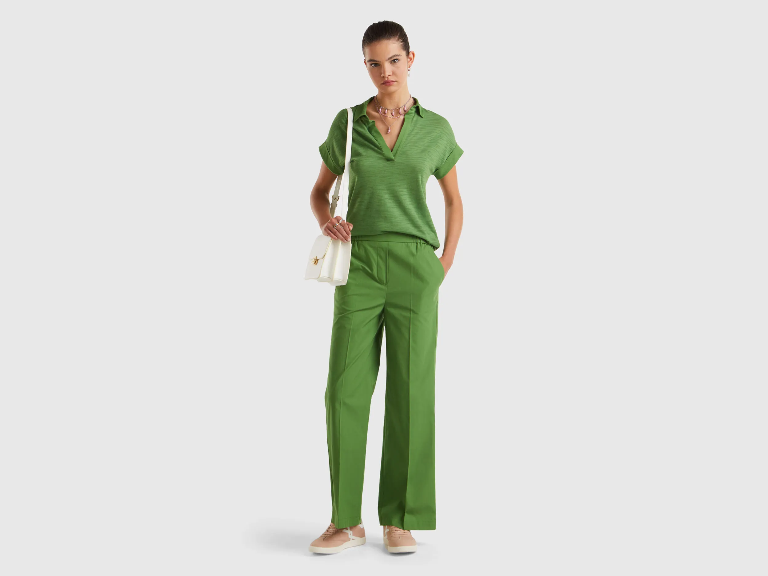 Pantalón con elástico en la cintura