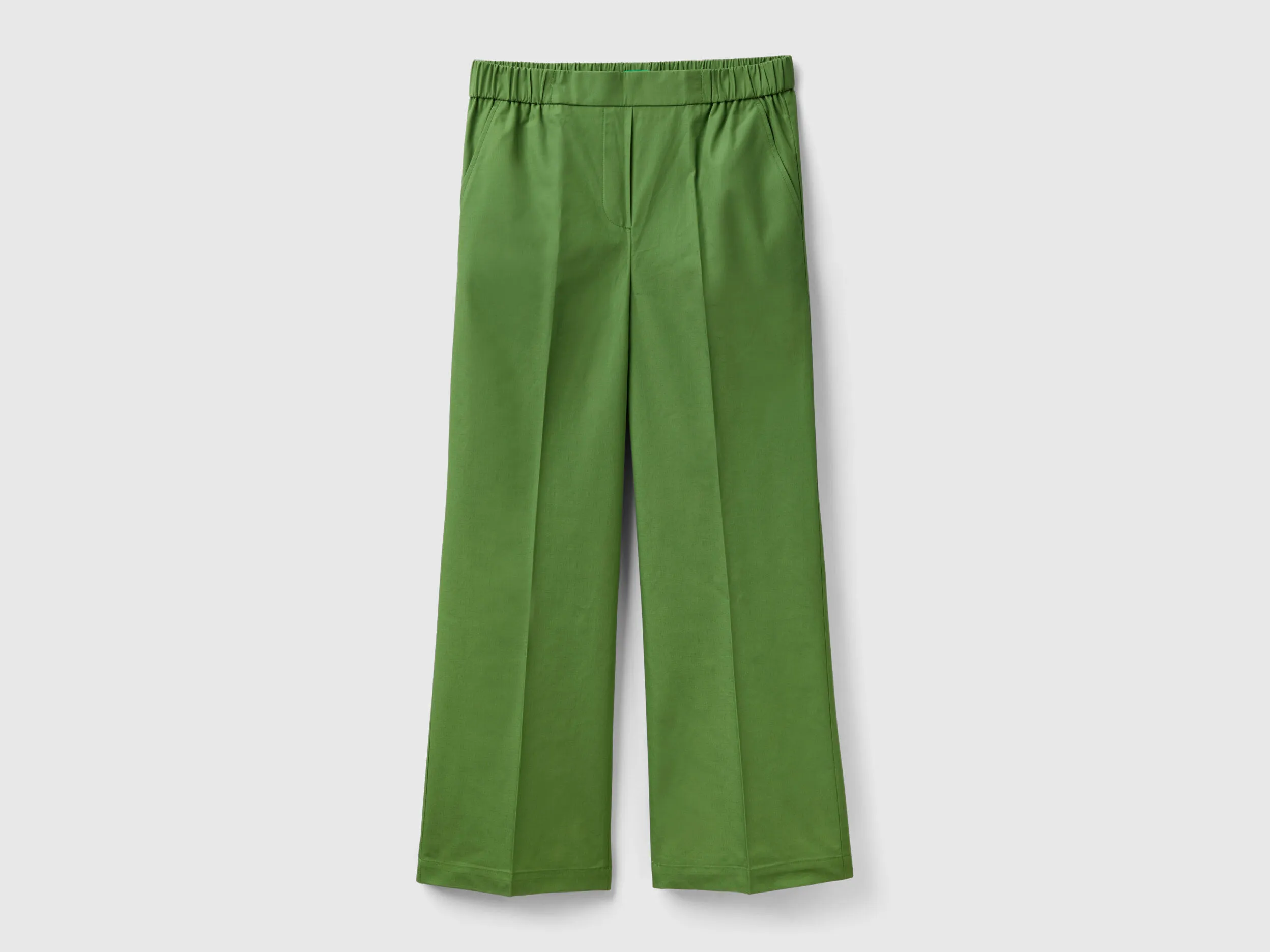 Pantalón con elástico en la cintura