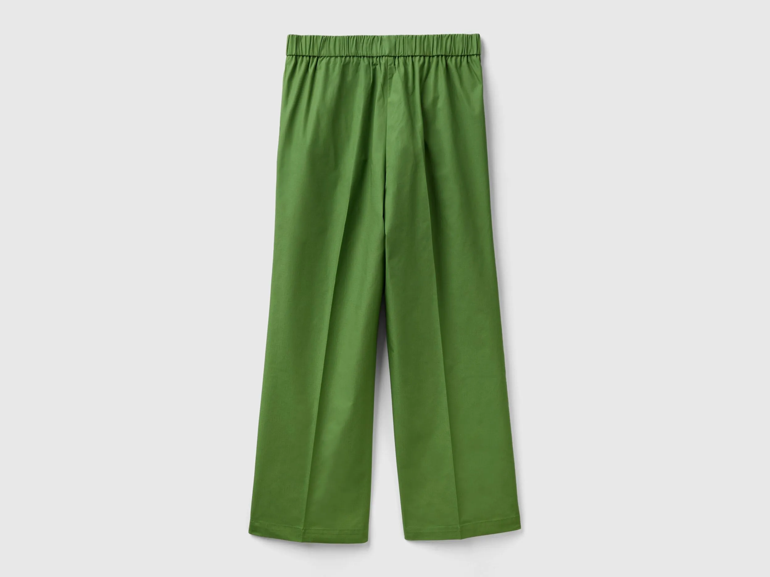 Pantalón con elástico en la cintura