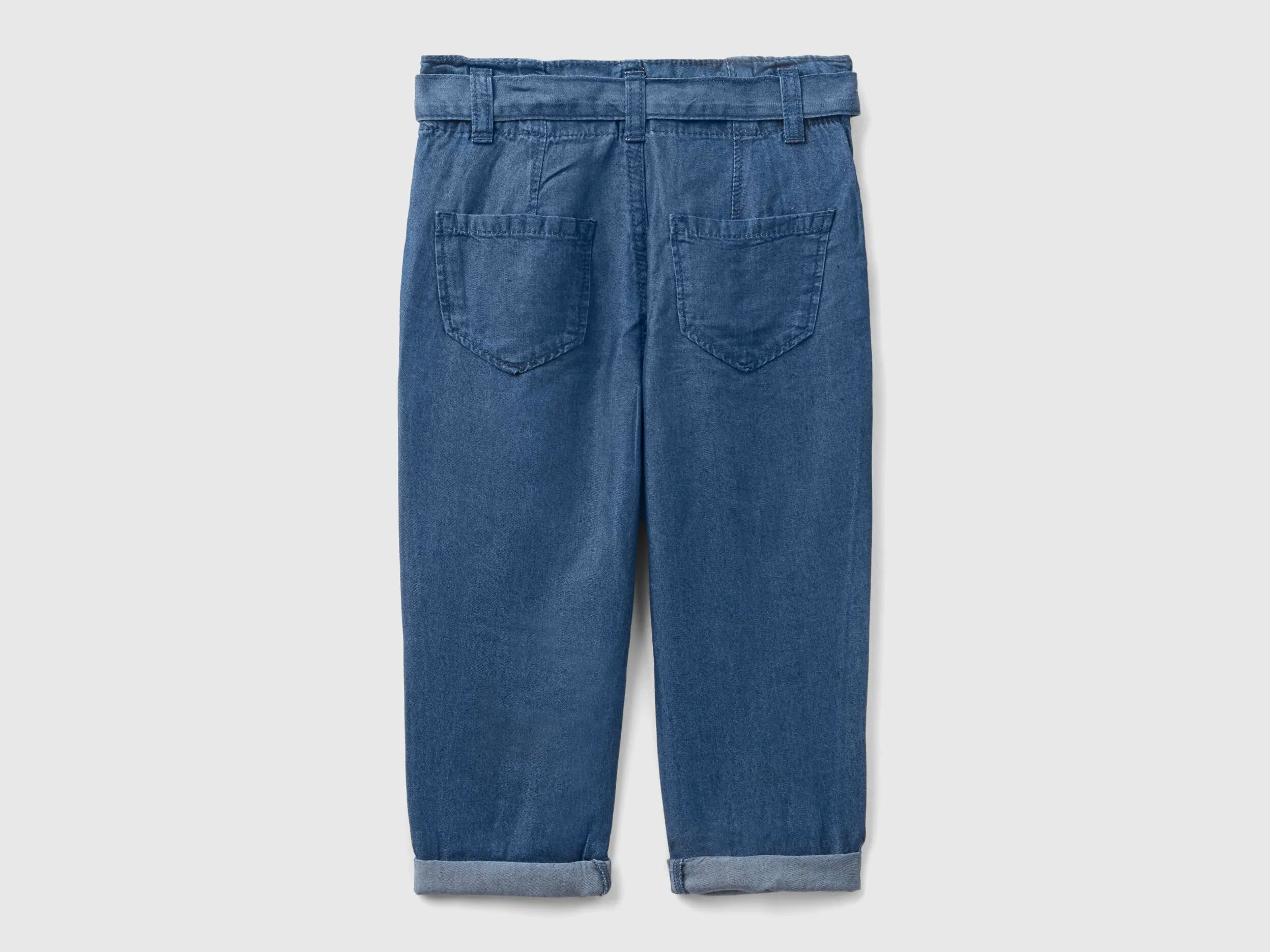 Pantalón paperbag con cinturón