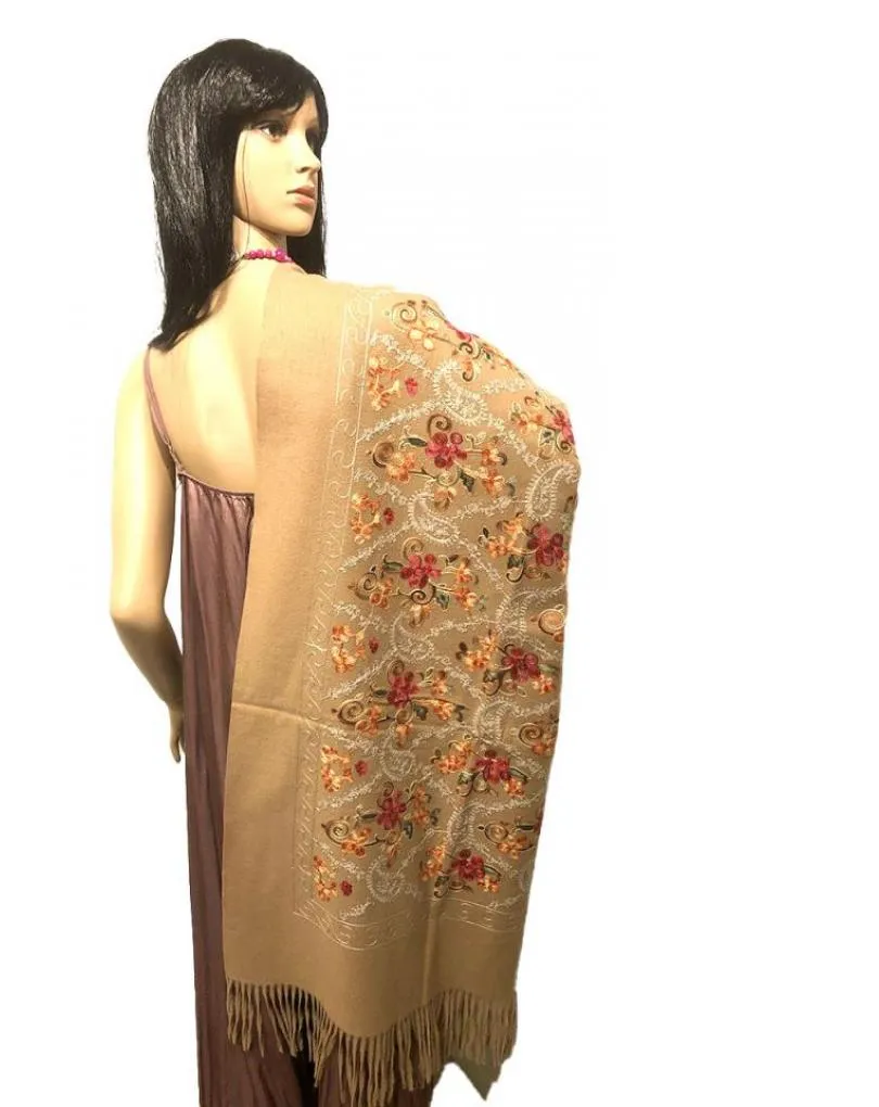 PAÑUELOS CAMEL CON FLORES BORDADAS ESTILO MANTON MANILA