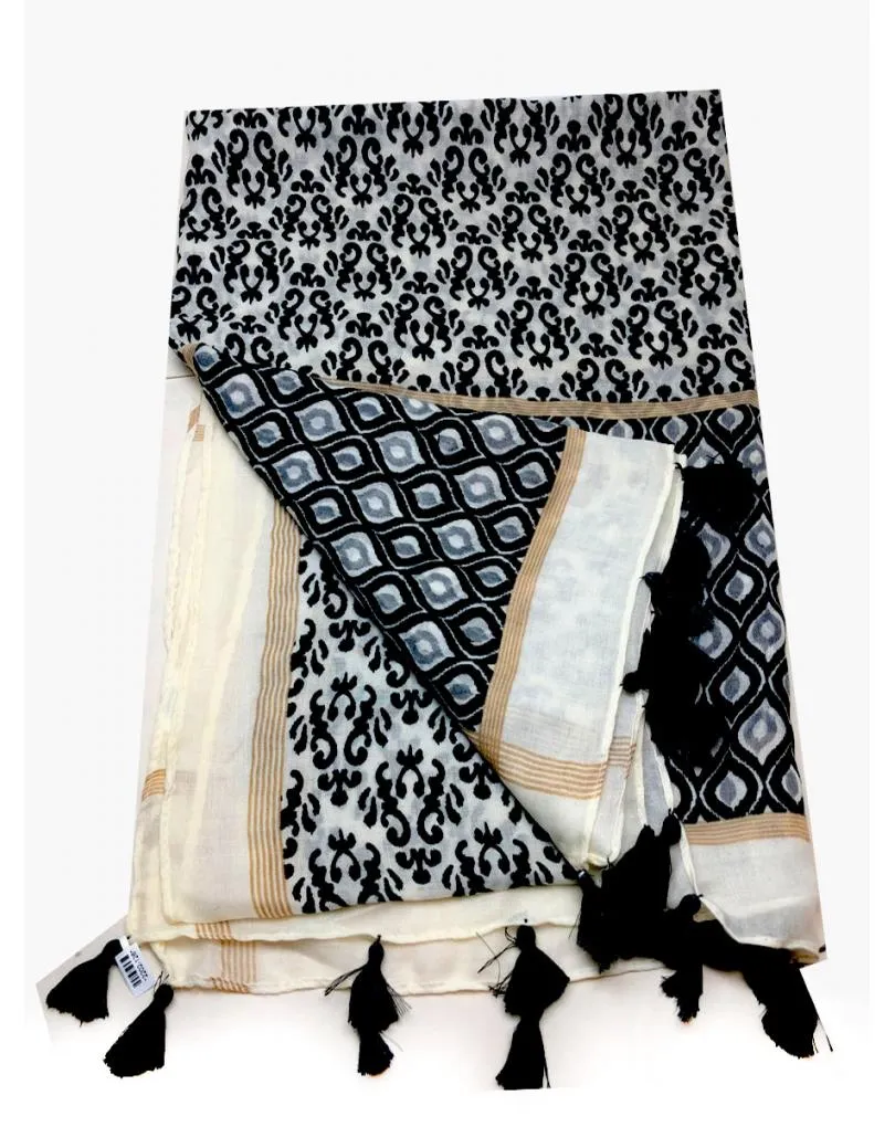 PAÑUELOS PARA MUJER CON ESTAMPADO EN BICOLOR Y BORLAS