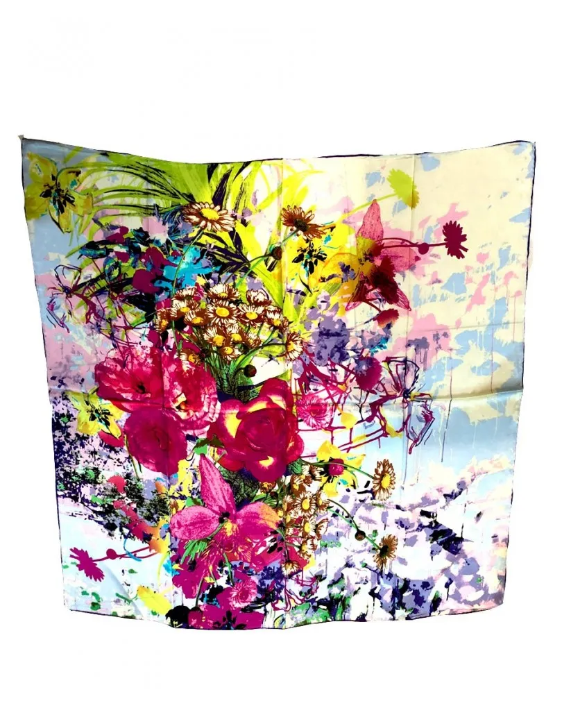 PAÑUELOS Y FOULARES FUCSIAS CON ESTAMPADO DE FLORES
