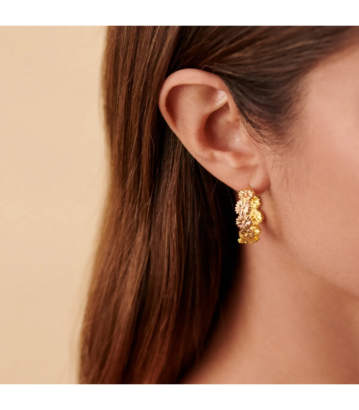 PENDIENTES AGATHA BLOSSOM ARO MARGARITAS LATóN BAñO ORO  2380504157TU