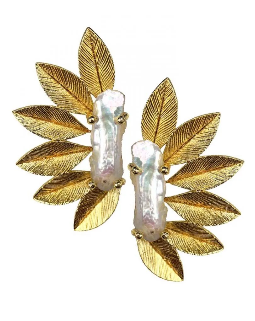 PENDIENTES MUJER CORTOS DORADOS CON PERLAS DISEÑO DE HOJAS