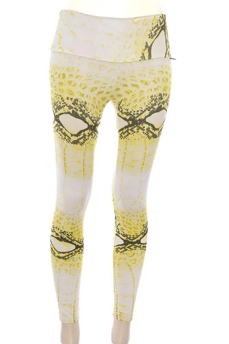 ROPA DEPORTIVA / SALIDA DE BAñO COLOR AMARILLO  TONO &AMP; TONO