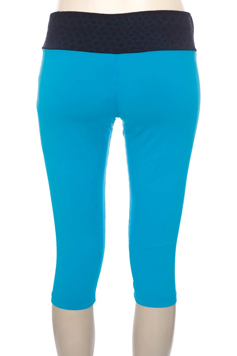 ROPA DEPORTIVA / SALIDA DE BAñO COLOR AZUL  WKD