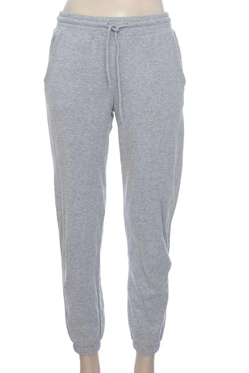 ROPA DEPORTIVA / SALIDA DE BAñO COLOR GRIS  DIVIDED BY H&AMP;M