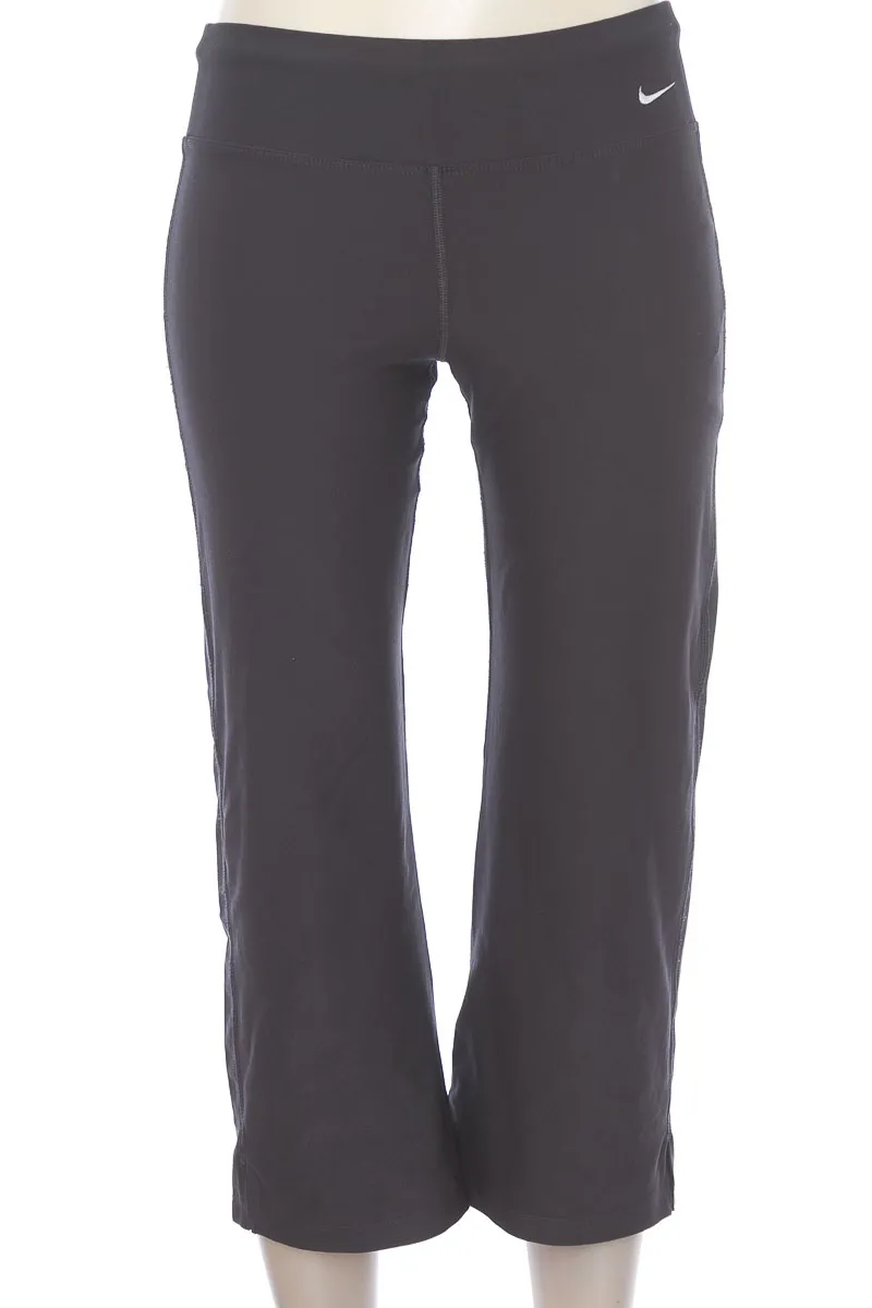 ROPA DEPORTIVA / SALIDA DE BAñO COLOR GRIS  NIKE