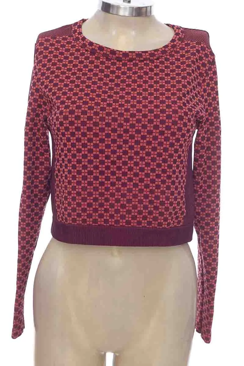 ROPA DEPORTIVA / SALIDA DE BAñO COLOR MORADO  H&AMP;M MOVE