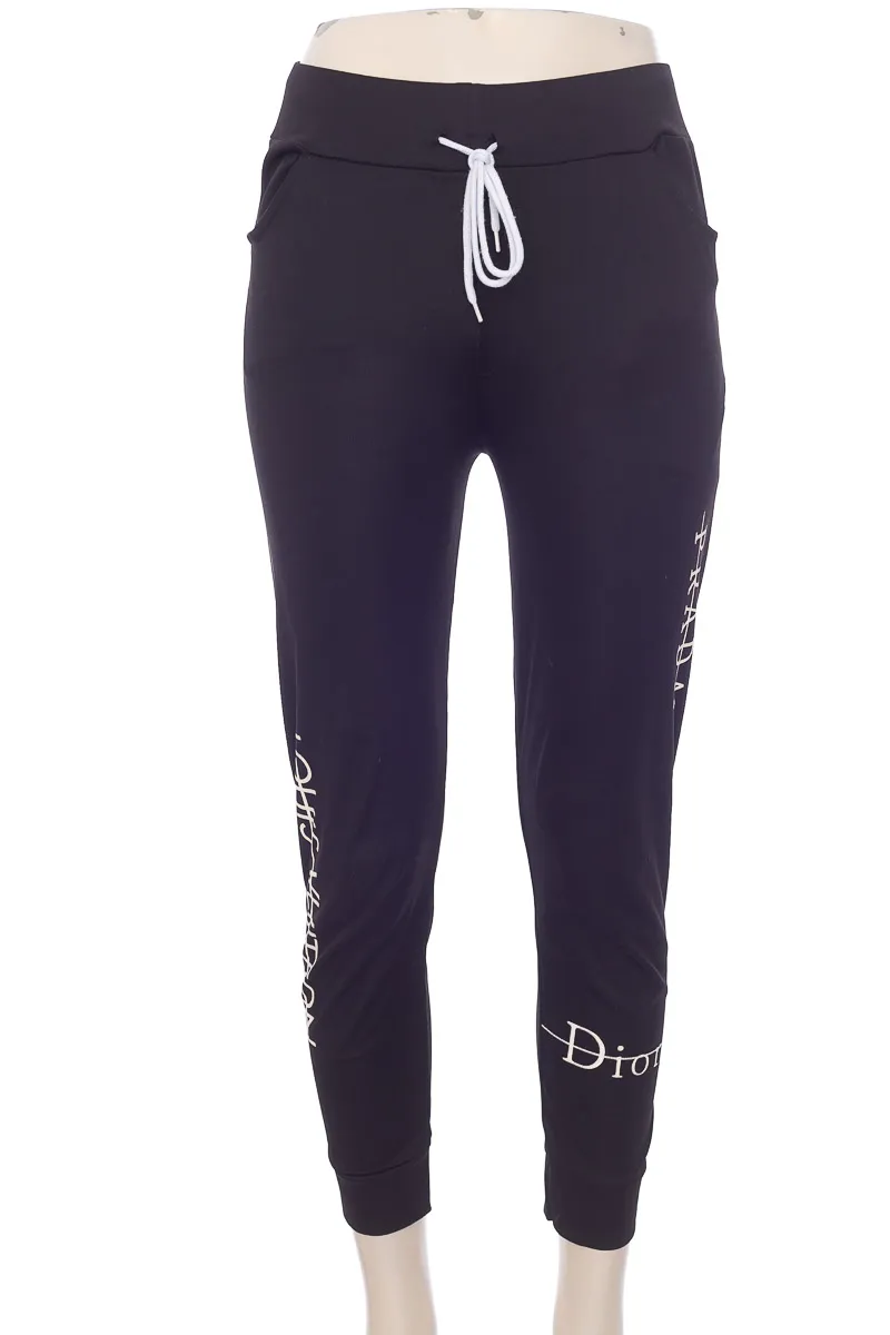 ROPA DEPORTIVA / SALIDA DE BAñO COLOR NEGRO  M&AMP;L FASHION