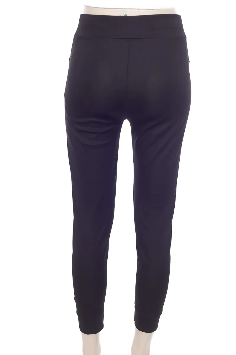 ROPA DEPORTIVA / SALIDA DE BAñO COLOR NEGRO  M&AMP;L FASHION