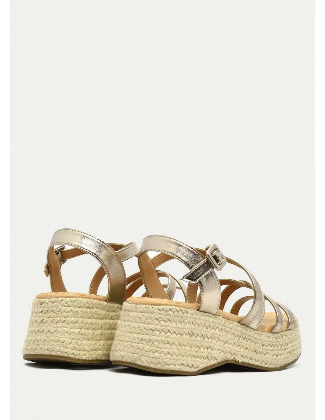 SANDALIAS MUSTANG 51654 PLATINO 