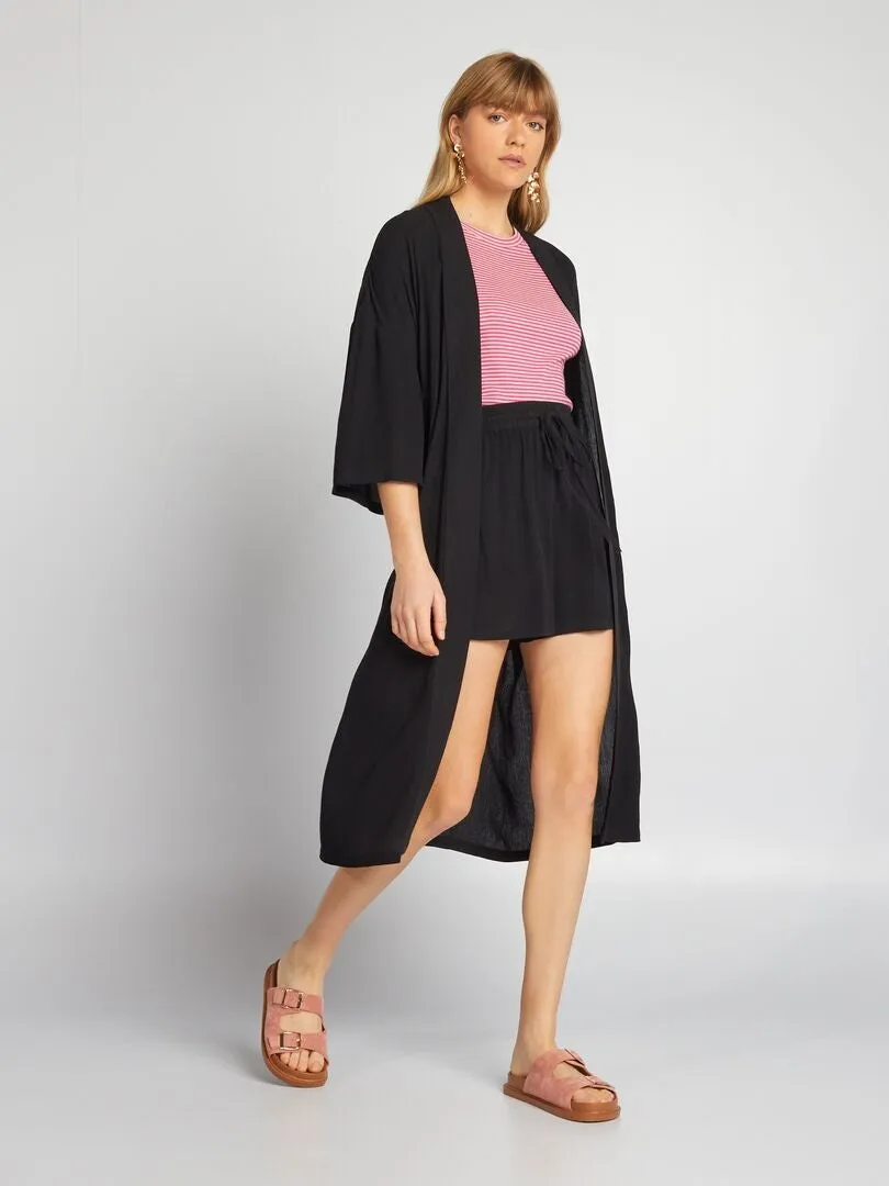 SHORT ELáSTICO DE CREPé  NEGRO