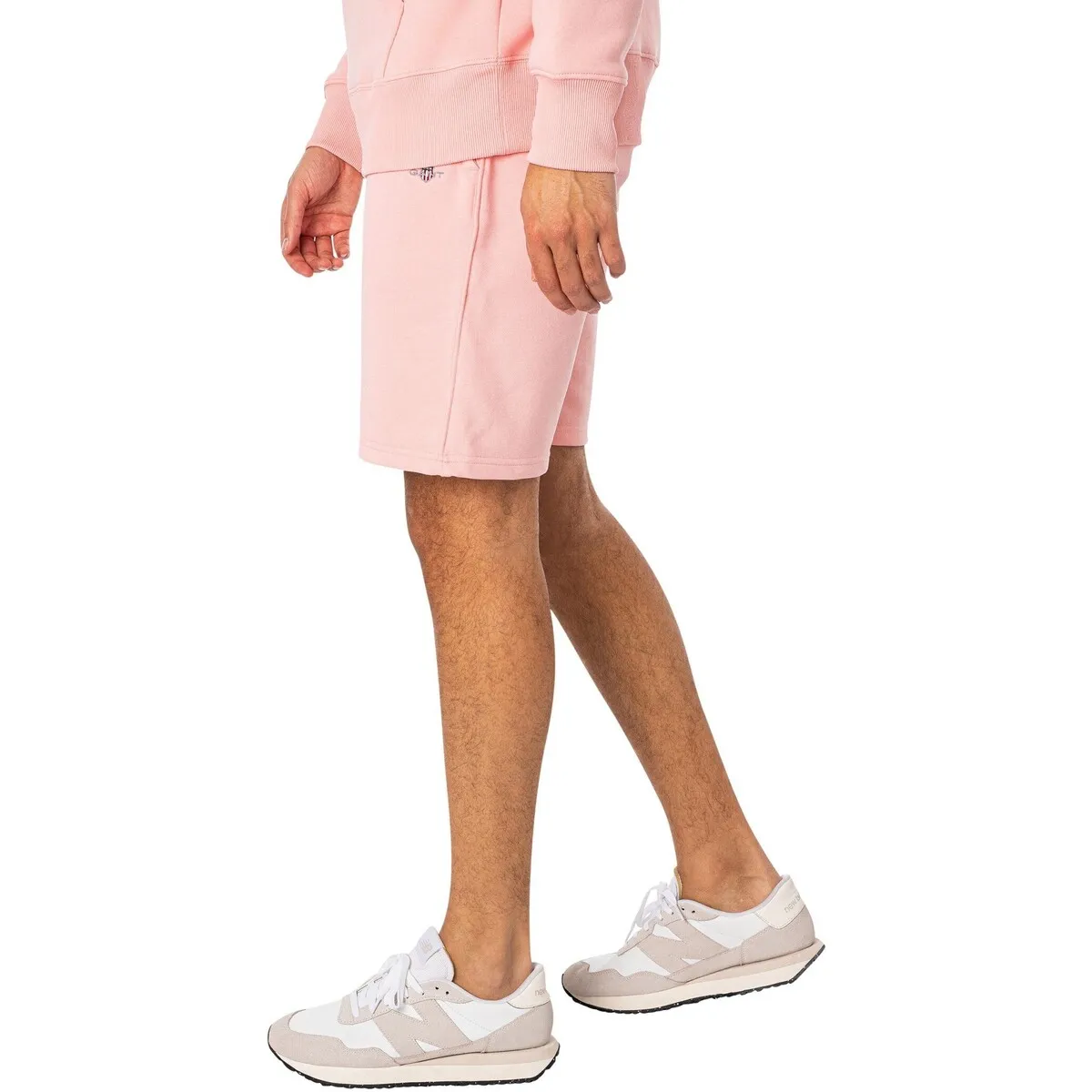 Shorts Deportivos Con Escudo Regular