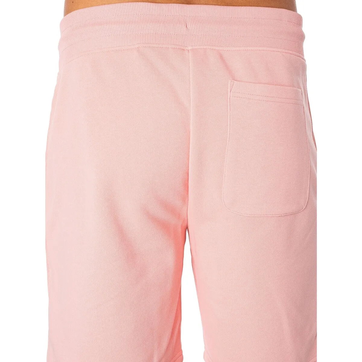 Shorts Deportivos Con Escudo Regular