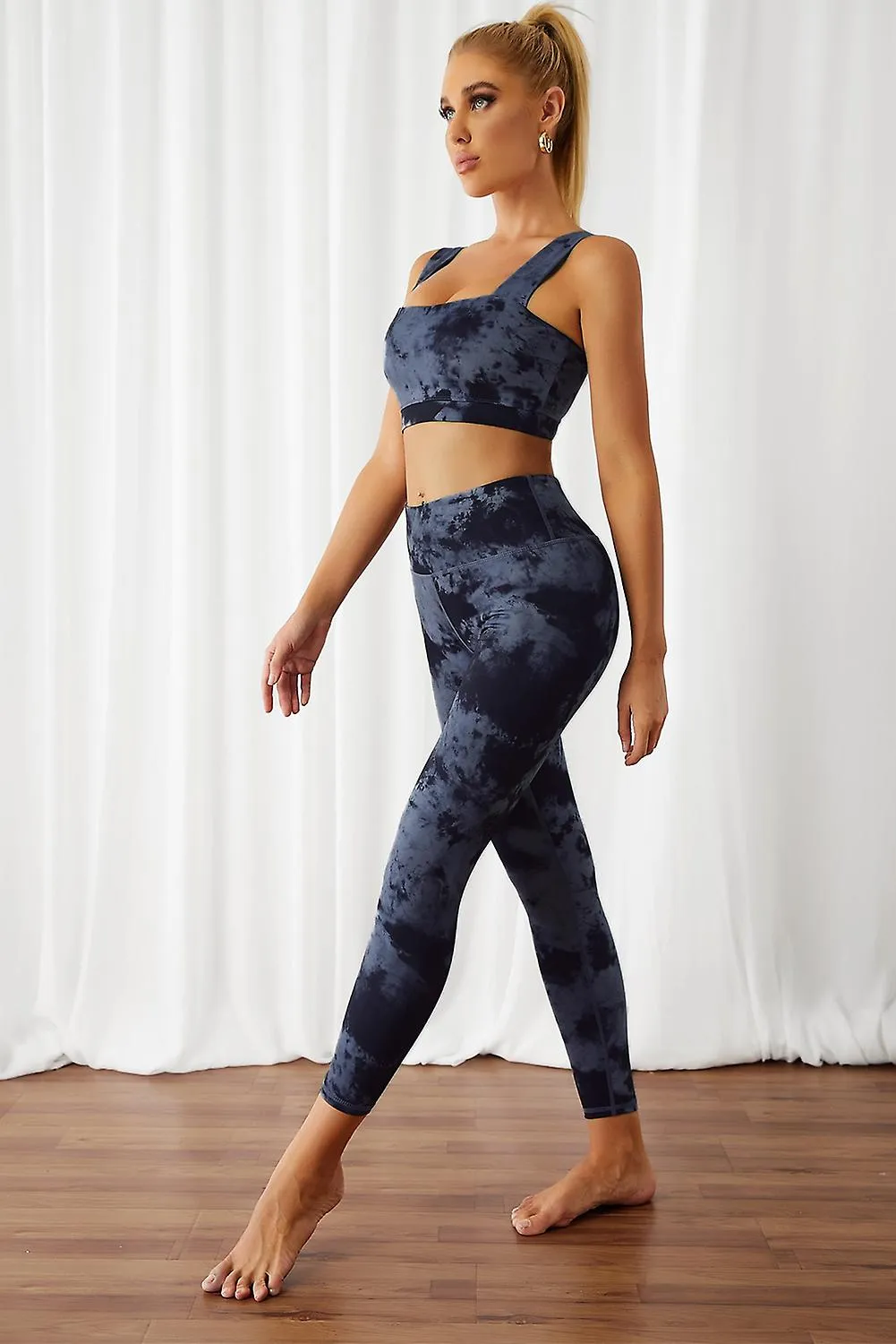 Sujetador de yoga Tie Dye Activo Negro Femenino Y Legging Set Wholesale