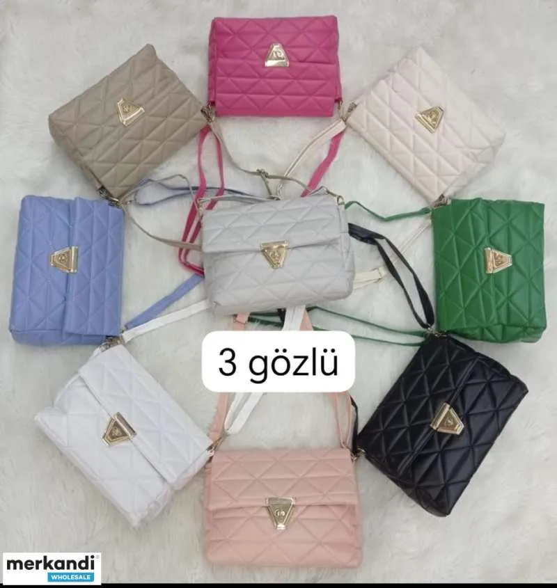 Surtido al por mayor de bolsos de mujer con varias variantes de modelos y variantes de color de Turquía.
