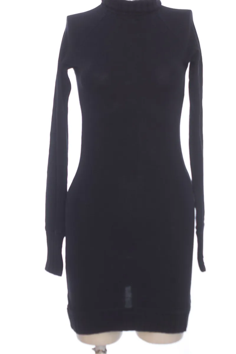 VESTIDO / ENTERIZO COLOR NEGRO  ZARA
