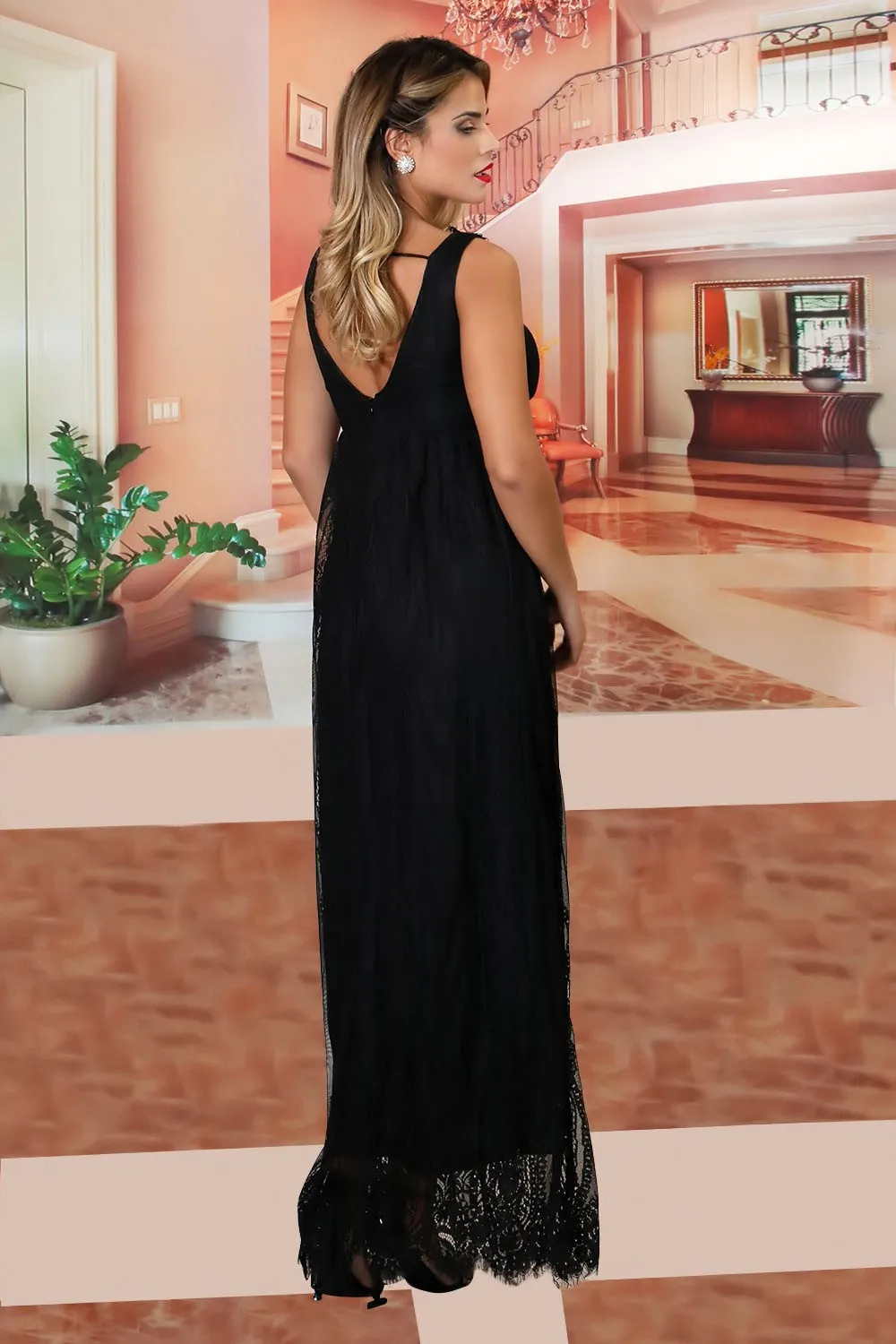 Vestido de noche de encaje negro