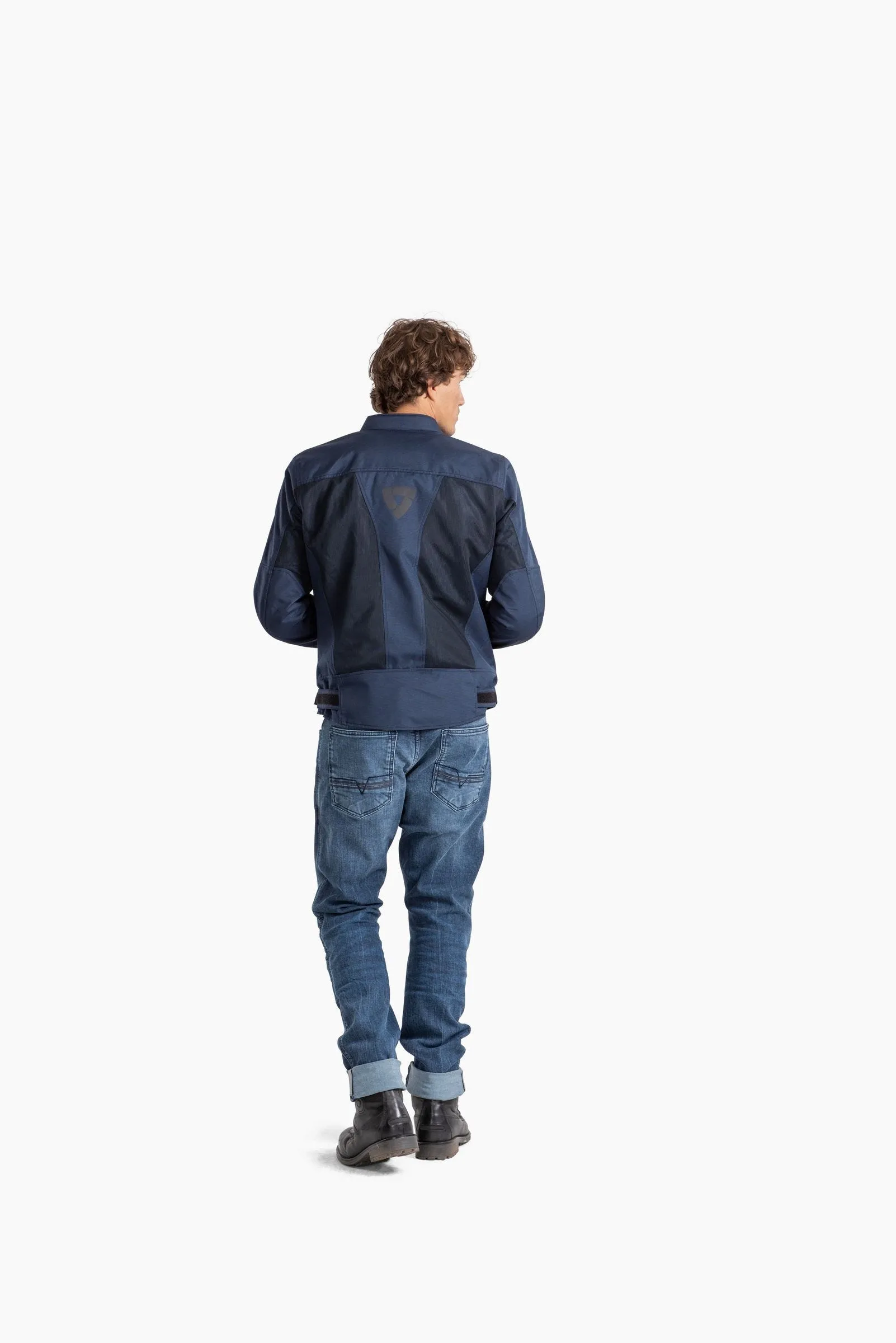 Vuelta a lo básico, chaqueta textil muy ventilada