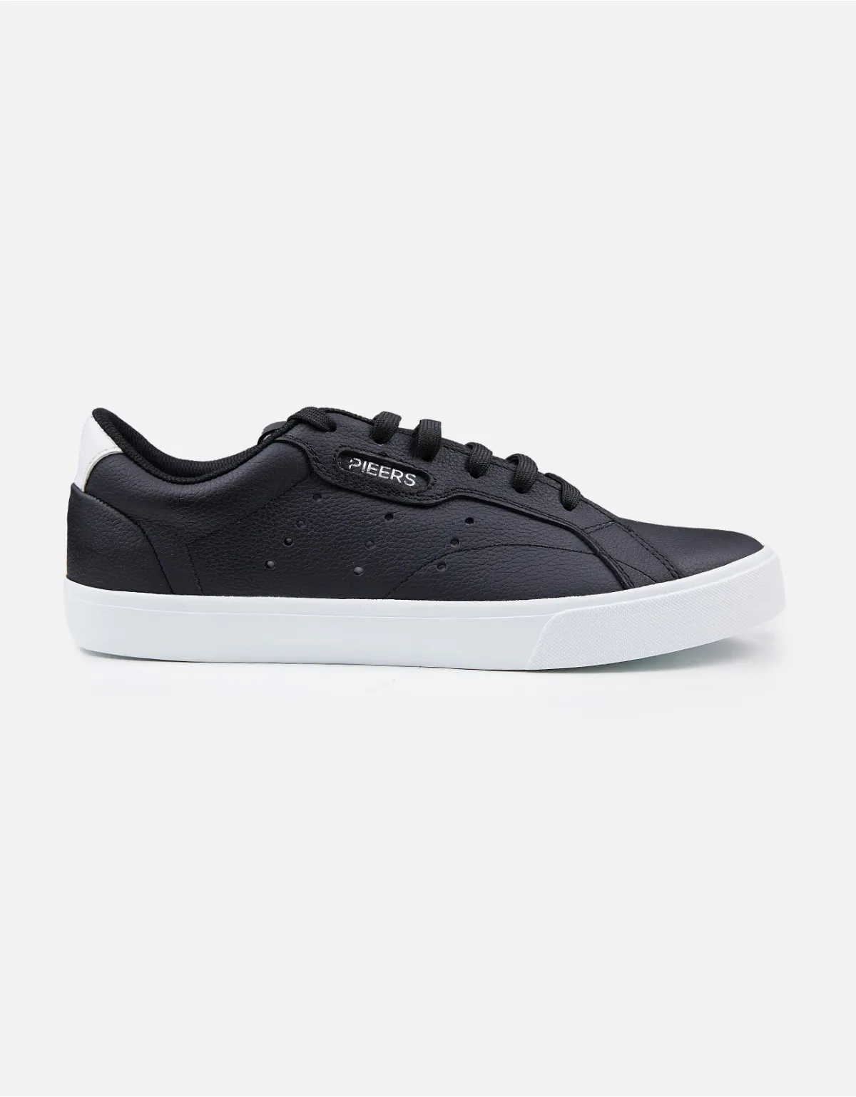 Zapatilla color negro para hombre
