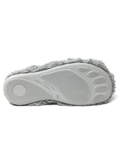 zapatilla de casa descalza gris
